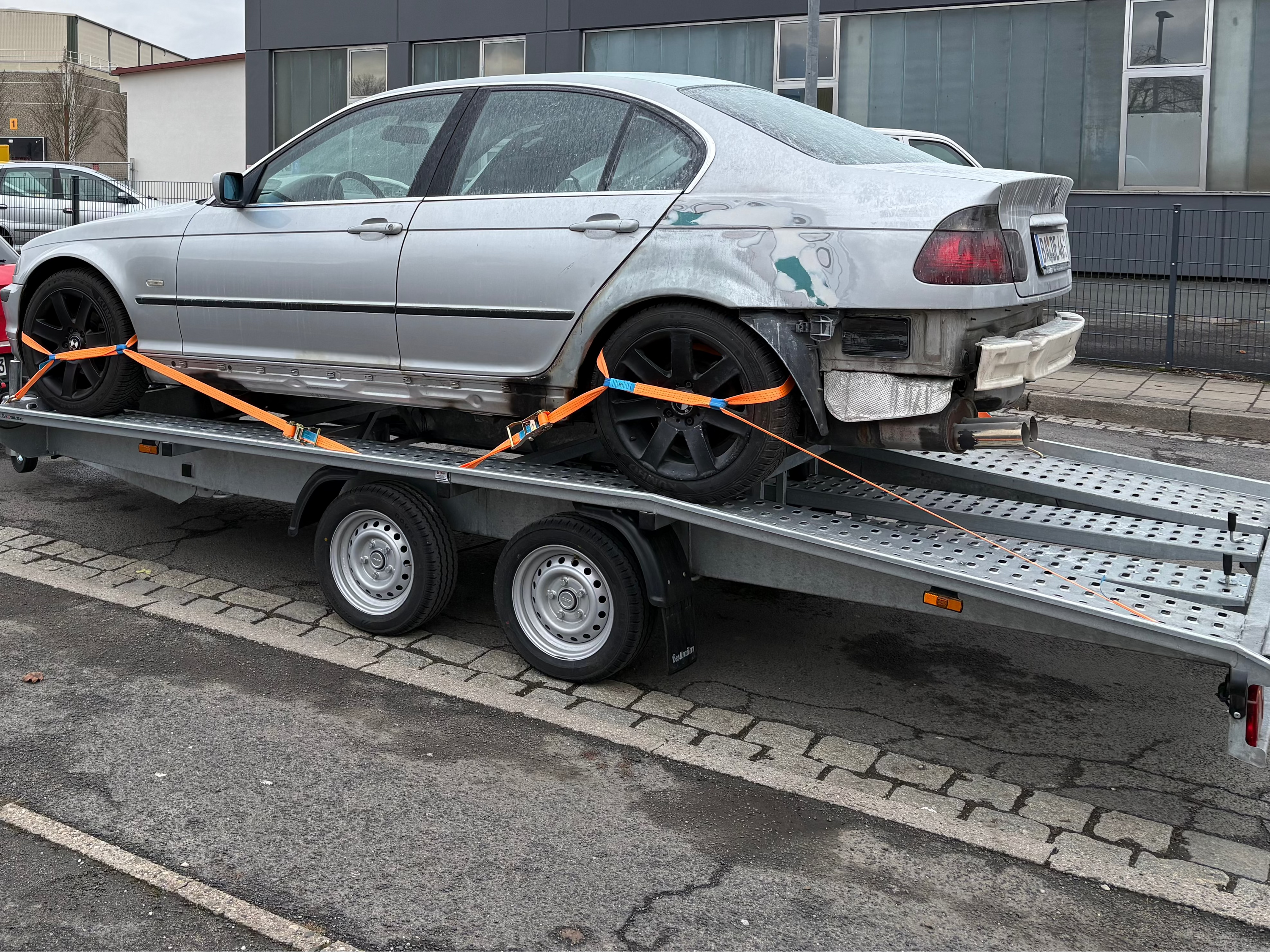 Besttrailers Vehicle Transport Trailers for Rent